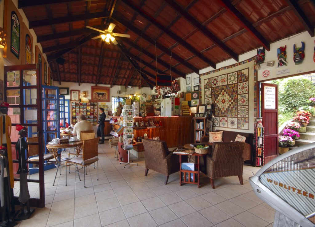 Orosi Lodge 5 Coffee Shop