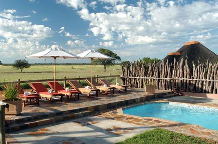 Frans Indongo Lodge pool