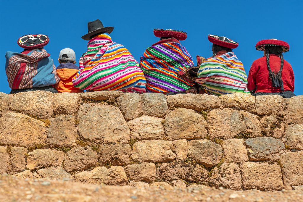 Peruaner in traditioneller Tracht