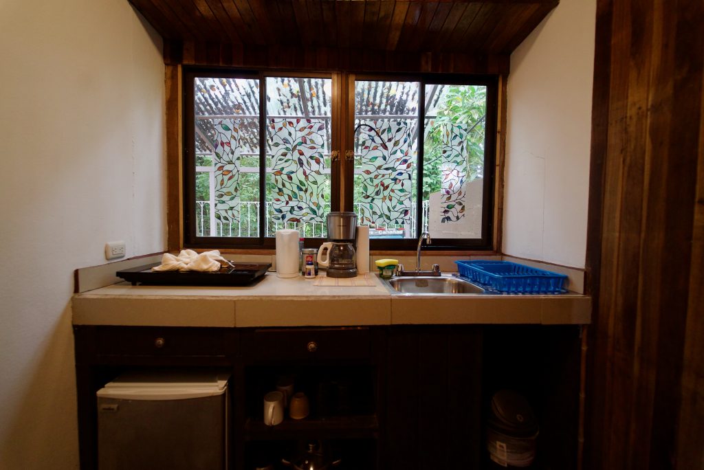 EL Mirador cabanas casa de madera woodhouse airbnb costa rica 3