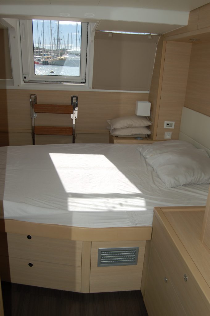 Katamaran-Segelyachtkreuzfahrt 4 Lagoon 620